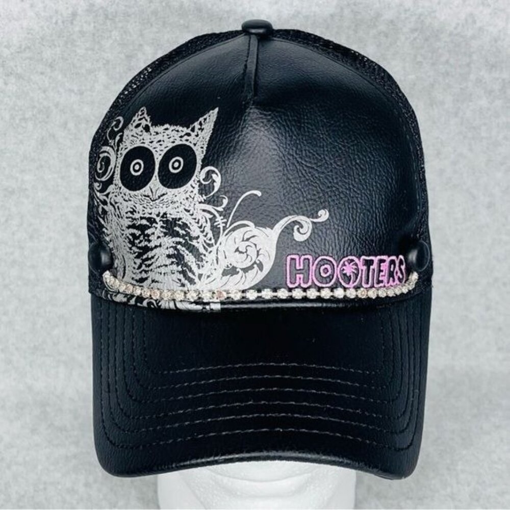 Hooters Hat Women’s Black Vegan Leather Rhinestones Owl Snap Back OSFM Vtg